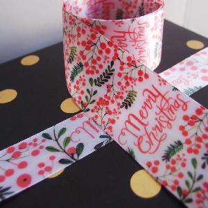 1 1/2" Christmas Berry Ribbon - 1.5" x 10.9 yards